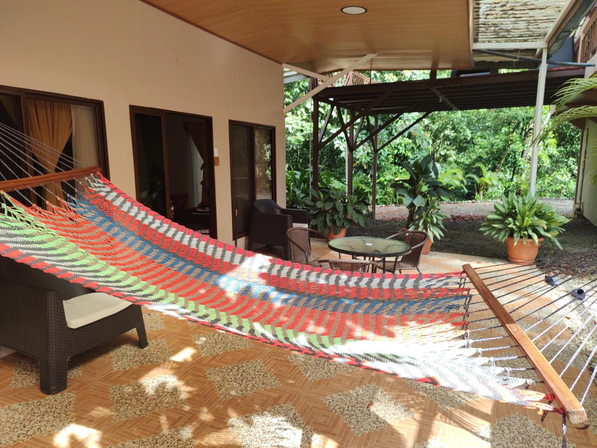 Cool Waters Jungle Villas أوفيتا المظهر الخارجي الصورة