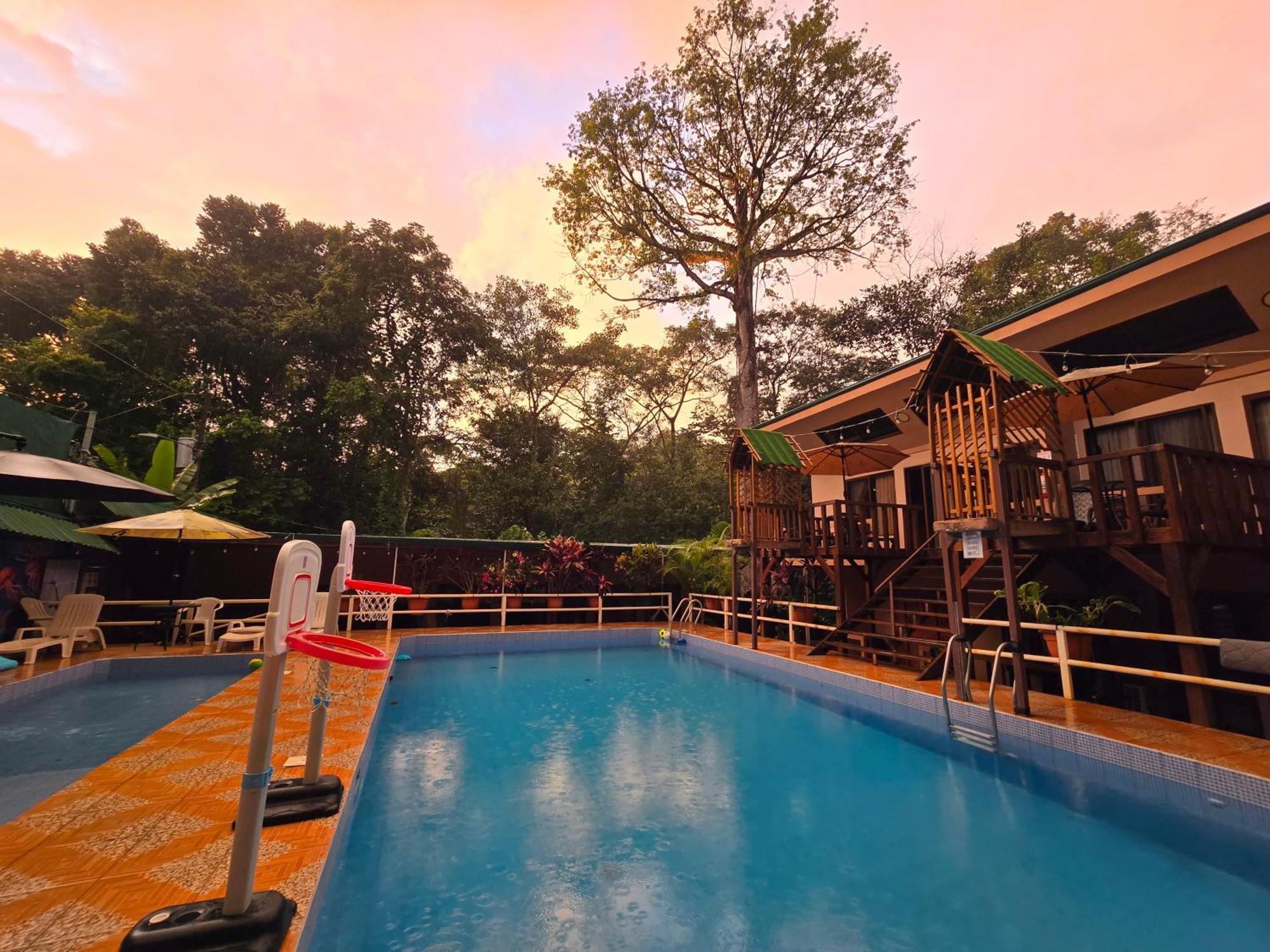 Cool Waters Jungle Villas أوفيتا المظهر الخارجي الصورة